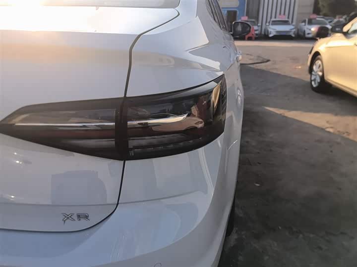 Фото 8 - Volkswagen Lavida