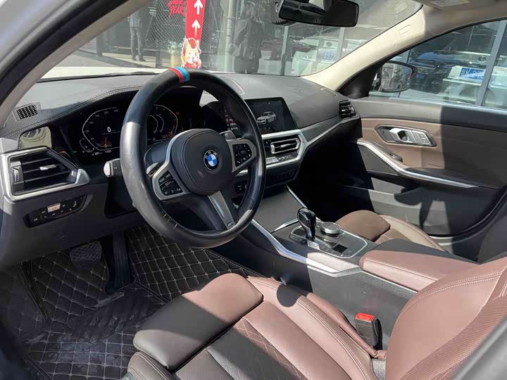 Фото 4 - BMW 3 Series