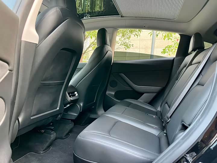 Фото 5 - Tesla Model Y