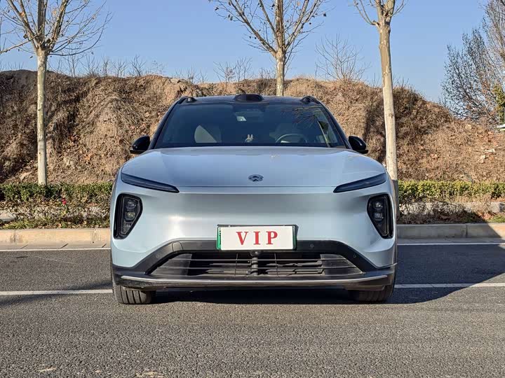 Фото 2 - Nio ES6