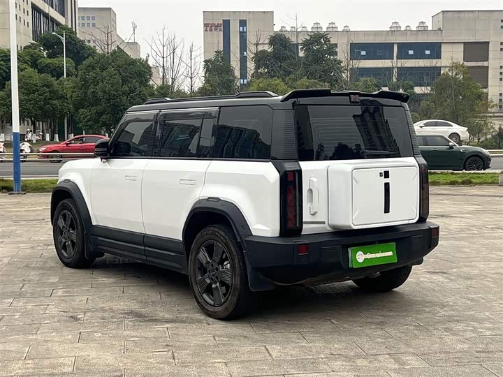 Фото 7 - Chery iCar 03