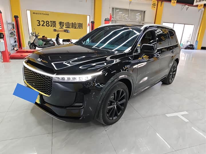 Фото 1 - LiXiang One