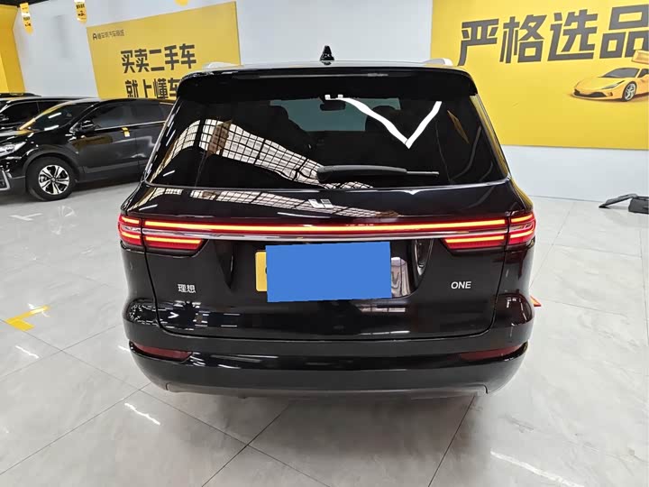 Фото 2 - LiXiang One