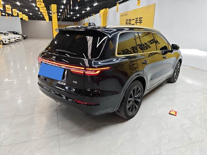 Фото 5 - LiXiang One