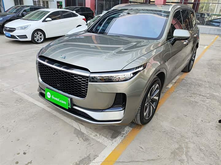 Фото 2 - LiXiang One