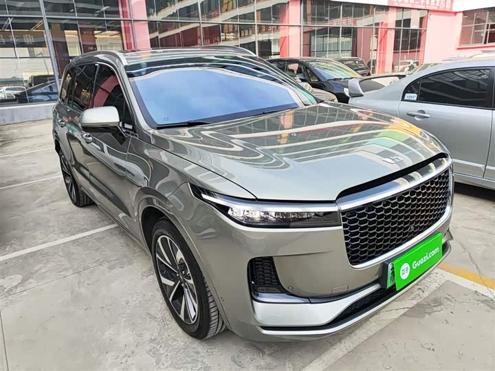 Фото 4 - LiXiang One