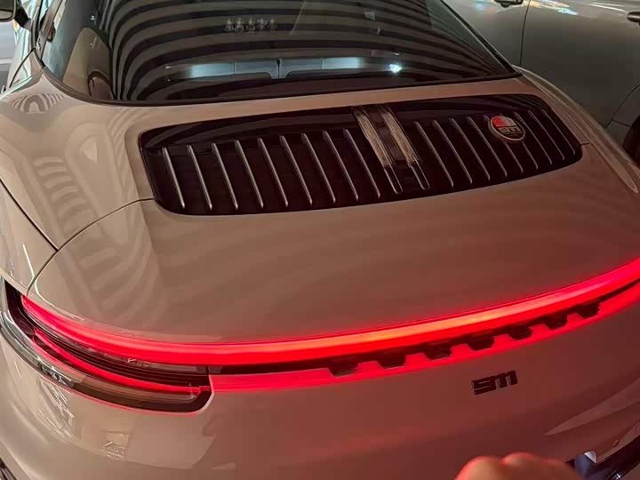 Фото 3 - Porsche 911
