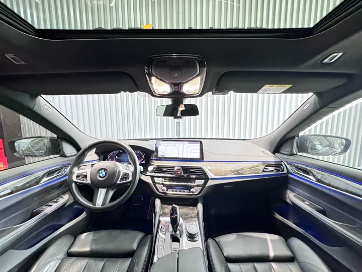 Фото 8 - BMW 6 Series GT