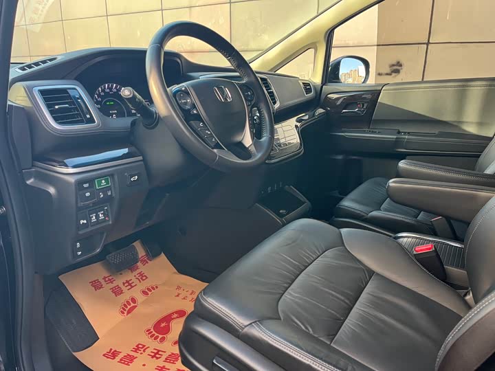 Фото 5 - Honda Odyssey