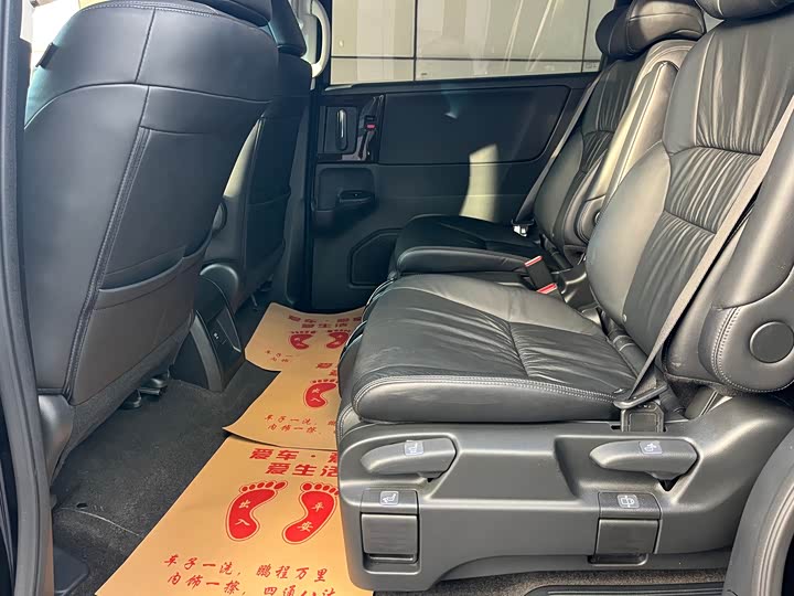 Фото 6 - Honda Odyssey