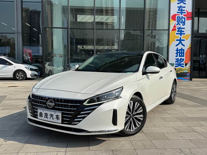 Фото 5 - Nissan Teana