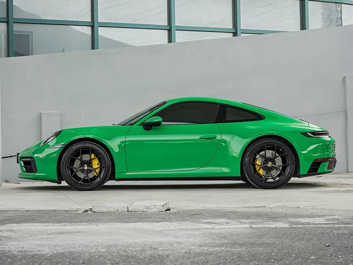 Фото 3 - Porsche 911