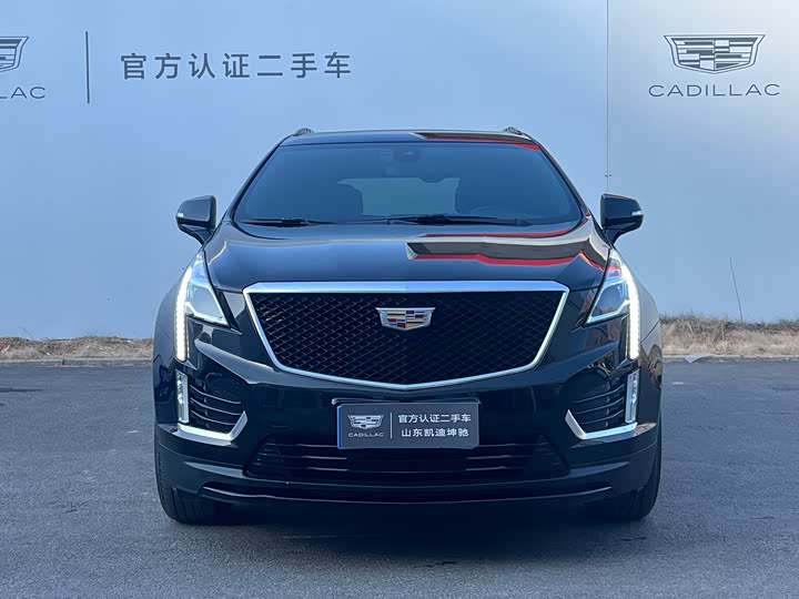 Фото 2 - Cadillac XT5
