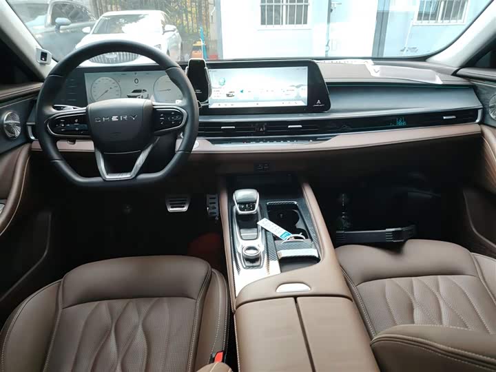 Фото 9 - Chery Arrizo 8