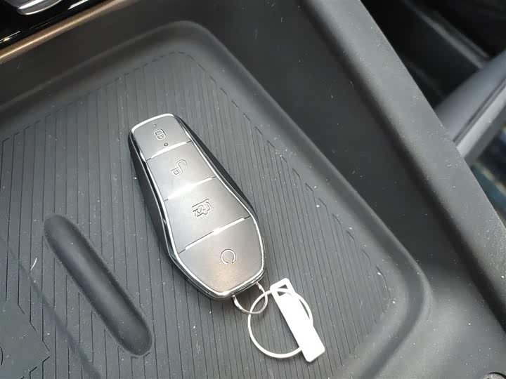 Фото 9 - BYD Sea Lion 06 Hybrid/EV