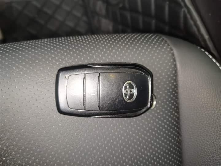 Фото 9 - Toyota Frontlander