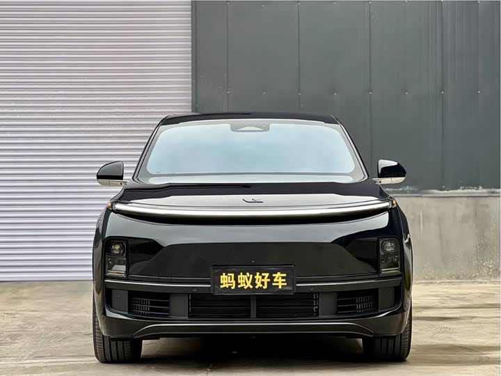 Фото 2 - LiXiang L8