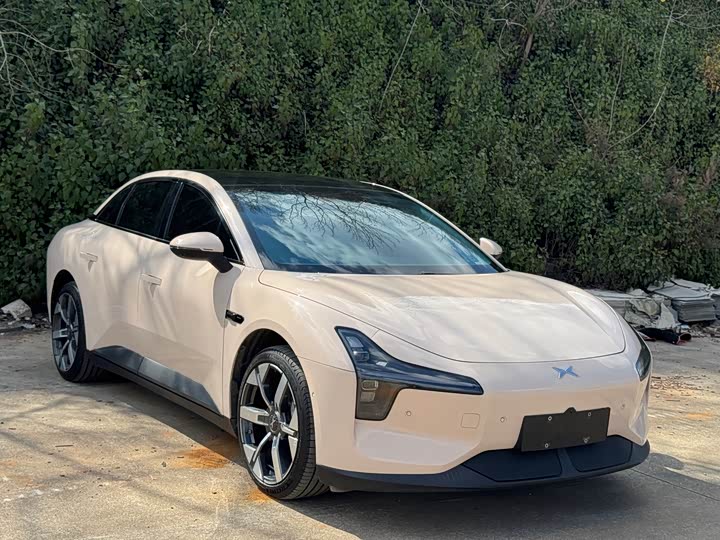 Фото 3 - XPeng Mona M03