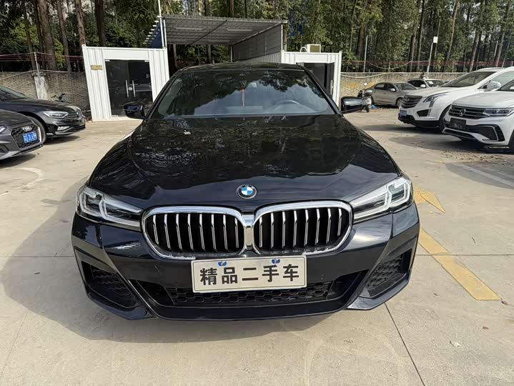 Фото 2 - BMW 5 Series