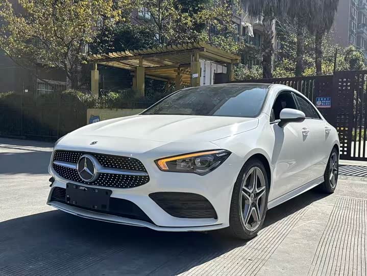 Фото 1 - Mercedes-Benz CLA-Class
