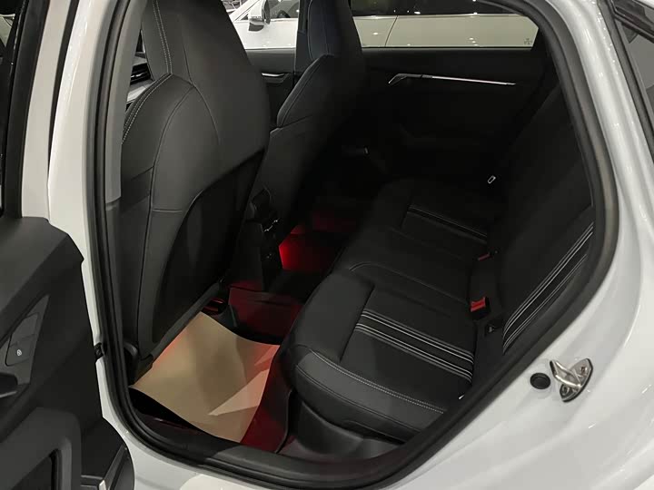 Фото 8 - Audi A3