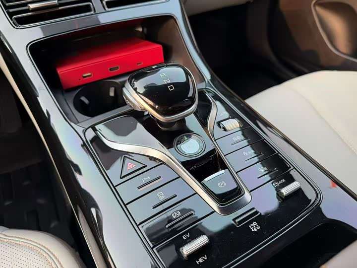 Фото 6 - BYD Qin Plus