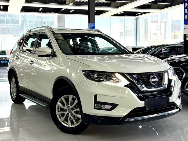 Фото 3 - Nissan X-Trail