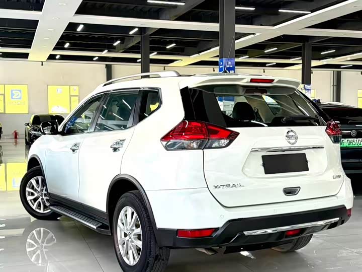 Фото 4 - Nissan X-Trail