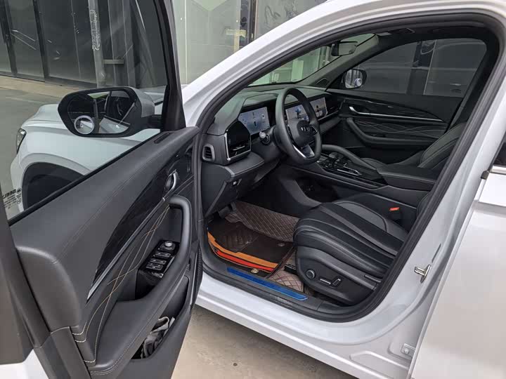 Фото 7 - Geely Monjaro