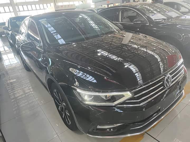 Фото 4 - Volkswagen Magotan