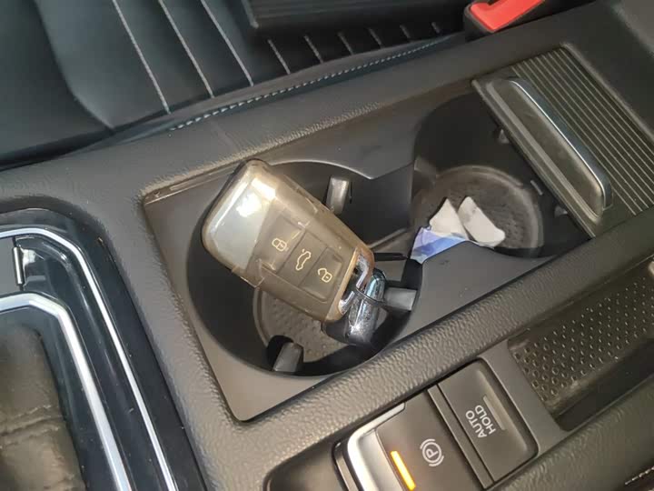 Фото 9 - Volkswagen Magotan