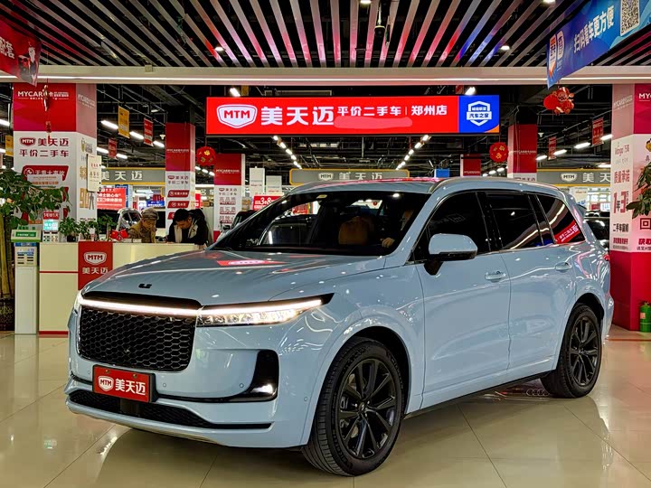 Фото 1 - LiXiang One