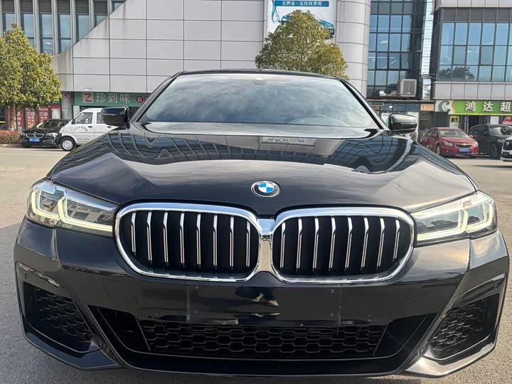 Фото 2 - BMW 5 Series