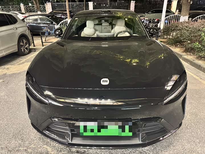 Фото 2 - Xiaomi YU7