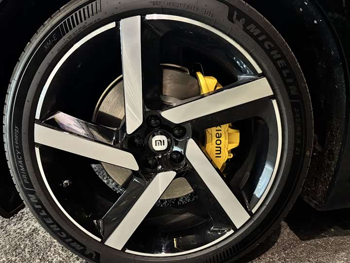 Фото 9 - Xiaomi YU7