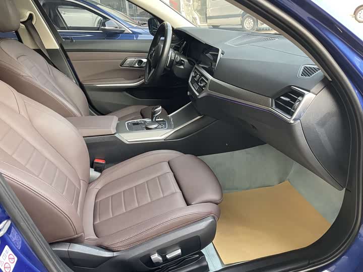 Фото 6 - BMW 3 Series