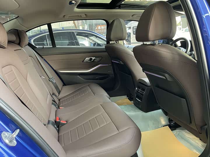 Фото 7 - BMW 3 Series