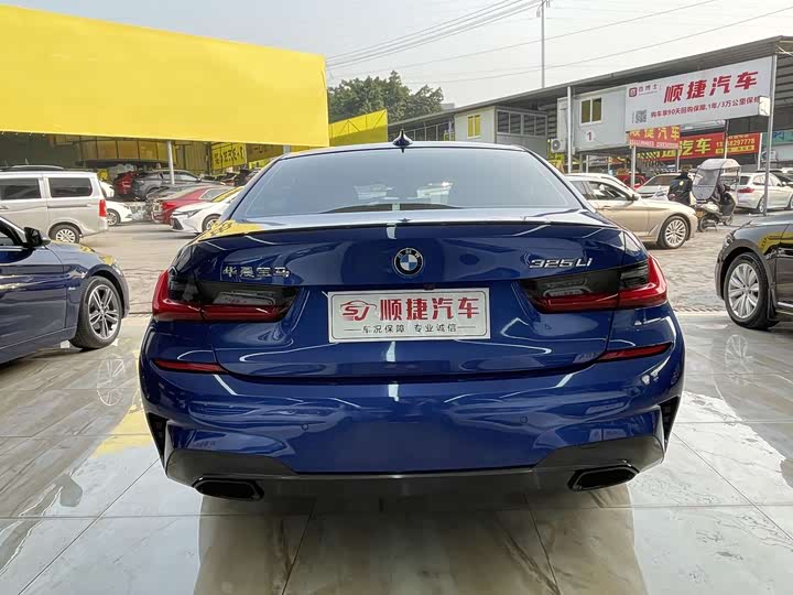 Фото 9 - BMW 3 Series