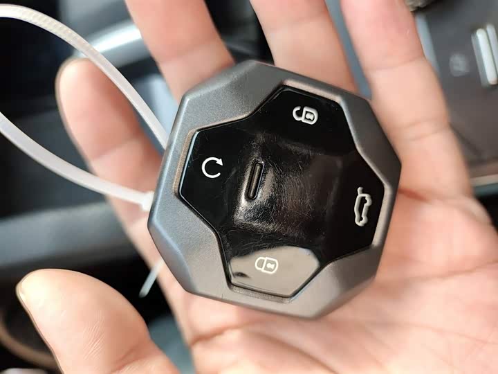 Фото 9 - Jetour T2