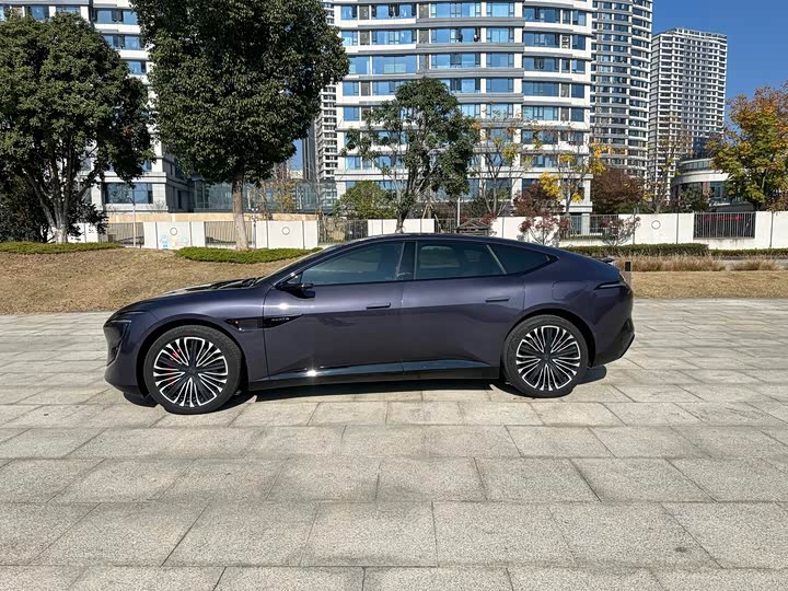 Фото 6 - Avatr 12