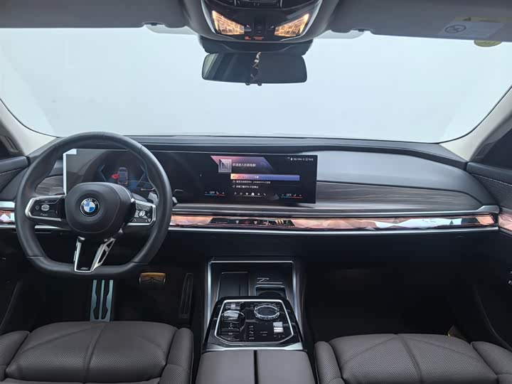 Фото 7 - BMW 7 Series