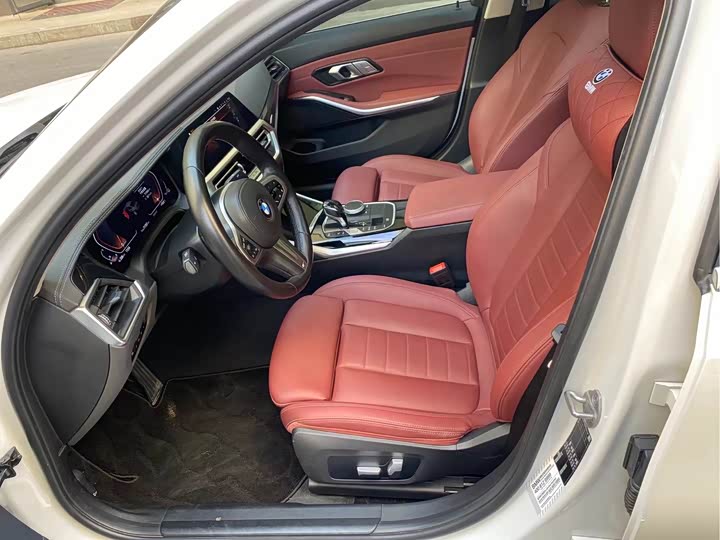 Фото 2 - BMW 3 Series