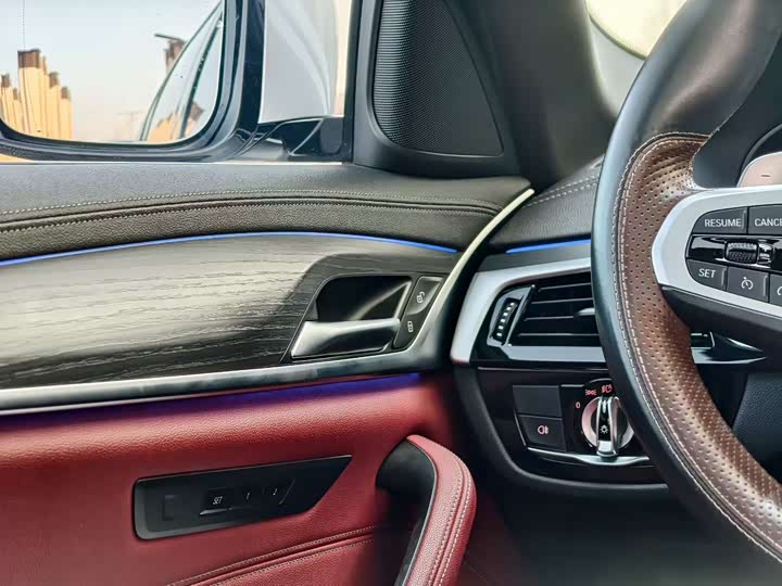 Фото 8 - BMW 5 Series