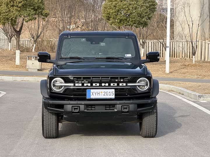 Фото 2 - Ford Bronco