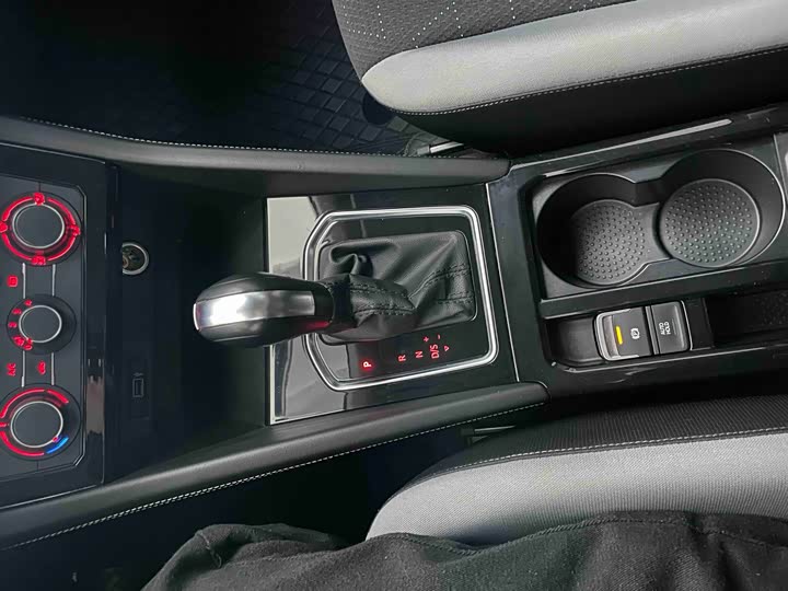 Фото 9 - Jetta VS5