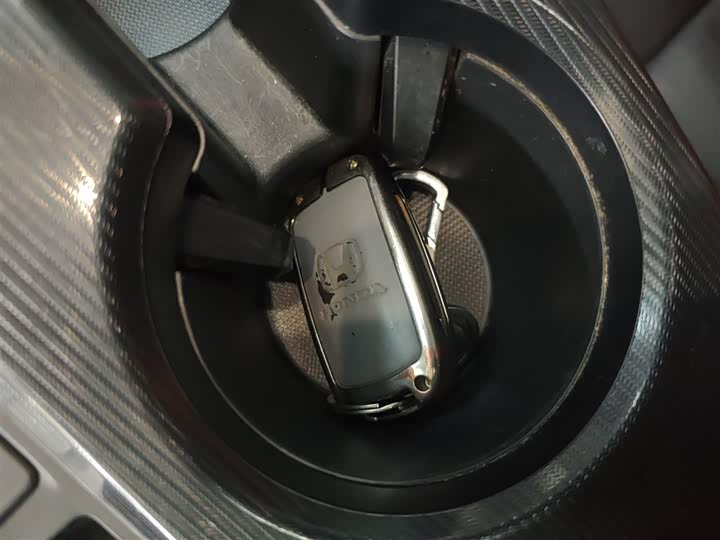 Фото 9 - Honda Civic