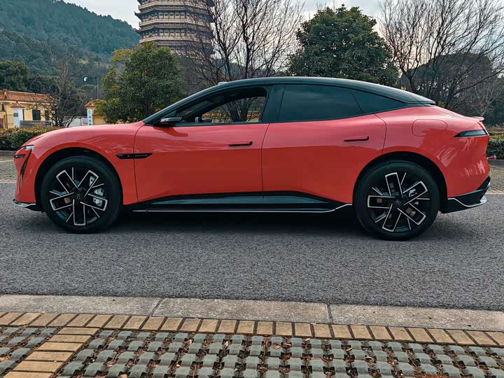 Фото 5 - Avatr 06