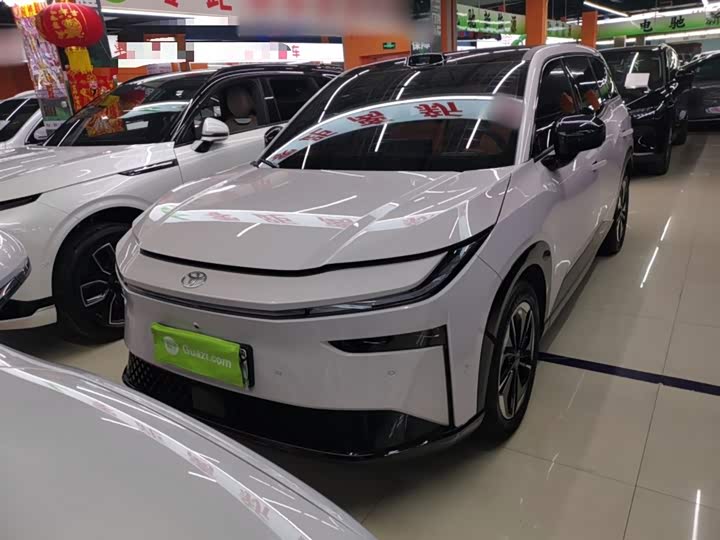 Фото 3 - Toyota bZ3X