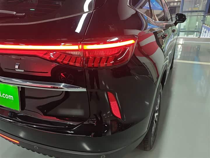 Фото 8 - Haval H6