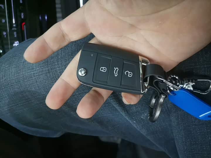 Фото 9 - Volkswagen Tayron